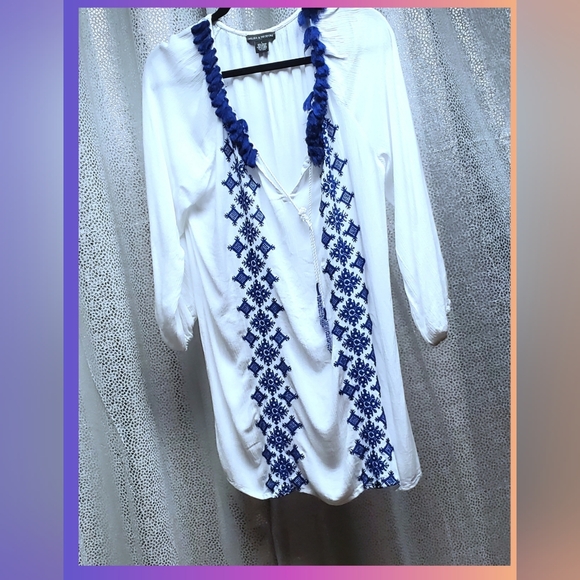 Beach Cover-up Embroidered - Picture 4 of 10